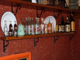 La Tinaja: Colección de Botellas